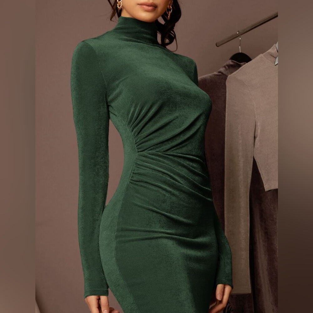•Sold on Mercari• Shein Dark Green Long Sleeve Dress 4 •Brand New• - Picture 4 of 5